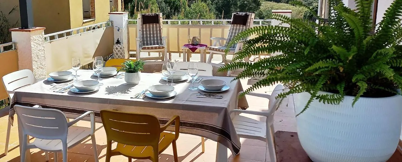 شقة Agradable Casa Con Terraza En S'Agaro سان فيليو ذي غيشولس